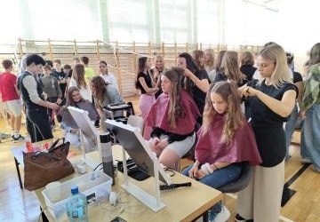 Spotkanie zawodoznawcze z okazji Dnia Fryzjera
