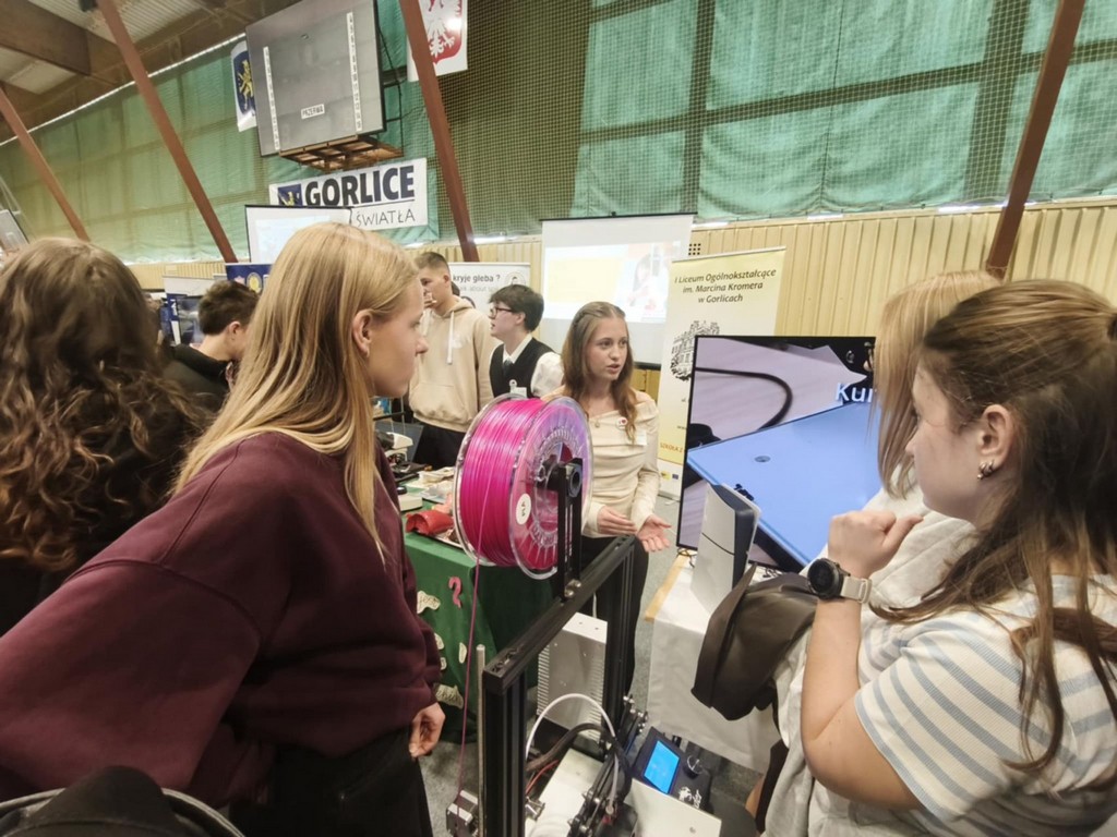 Udział uczniów w XXI Targach Edukacji, Pracy i Praktyk Zawodowych