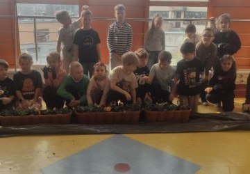 Sadzenie kwiatów na pierwsze dni wiosny!