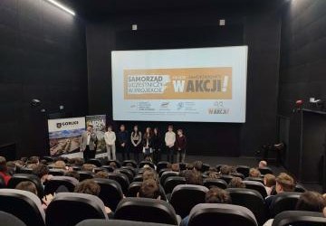 Udział uczniów klasy 6A w konferencji edukacyjnej „Młodzież na Szlaku Pamięci”