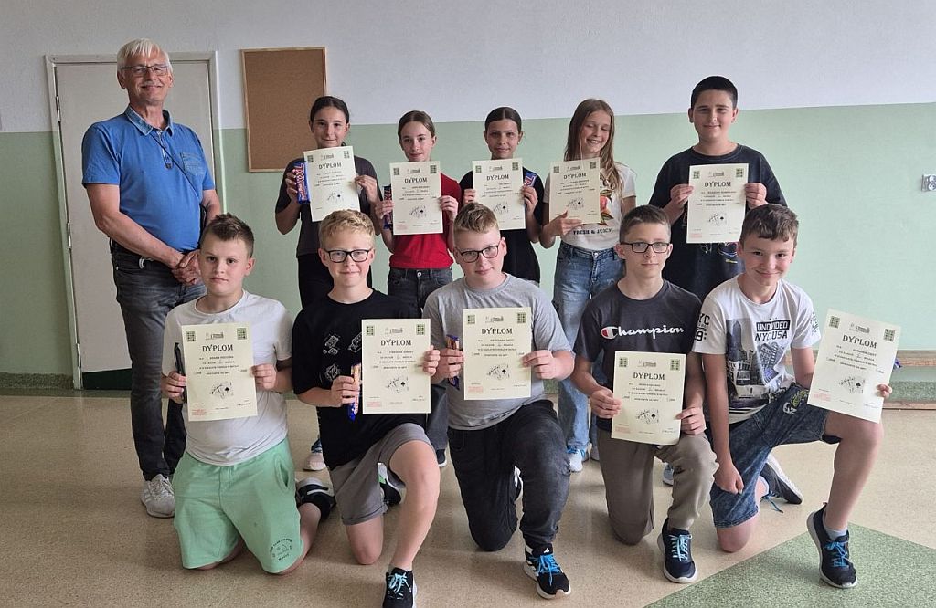 Turniej brydżowy w „Szóstce”