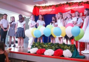 Podsumowanie pełne sukcesów i wzruszeń – zakończenie roku szkolnego klas I–VII w MZS nr 6