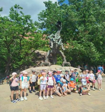 00fc7005-0b9e-4ed1-a293-42d44982ea01.jpg