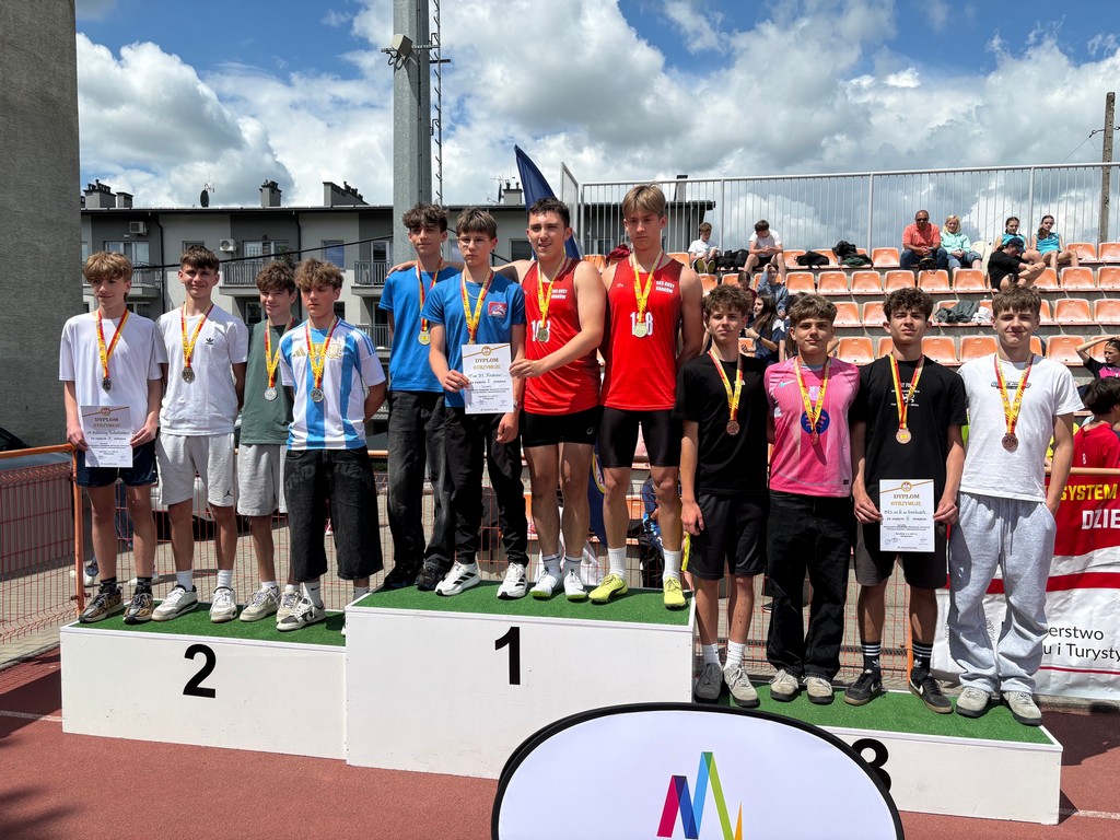 III miejsce w wojewódzkim finale Festiwalu Sztafet Lekkoatletycznych